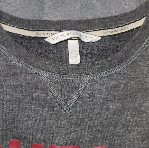 VICTORIA SECRET SWEATER! - Picture 2 of 3